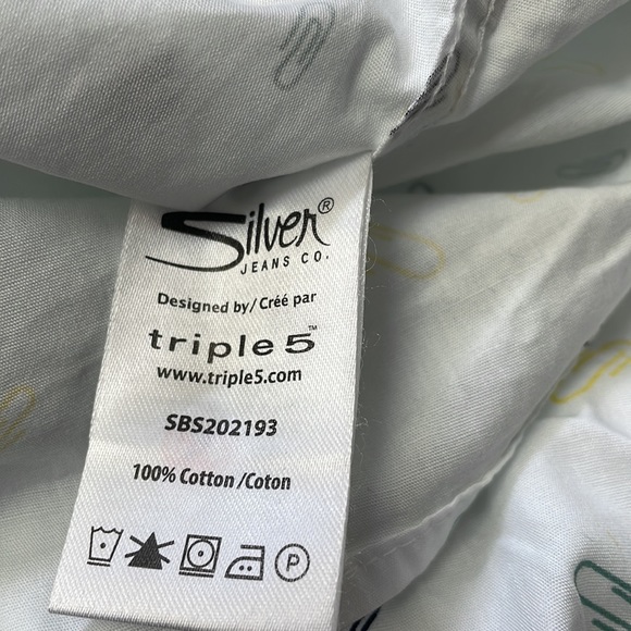 Silver Boys Short Sleeve Button Down Shirt NWT. Size 12-14 - Picture 7 of 7